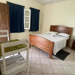  Guest house Pensao Domingas